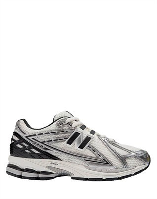 M1906RER Sneakers - Silver Metallic/Black/Sea Salt